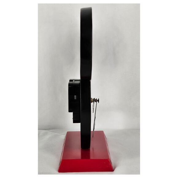 DISNEY PARKS MICKEY MOUSE CUTE CLOCK SIZE 8" x 10" USES SINGLE AA BATTERY - Picture 3 of 9